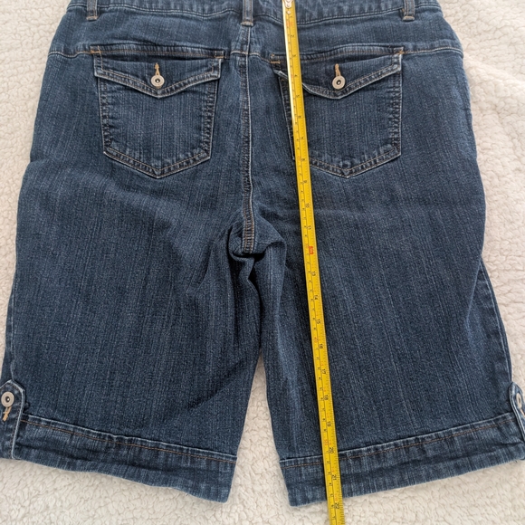 Liz & Co. Dark Blue Jean Shorts - Picture 3 of 7